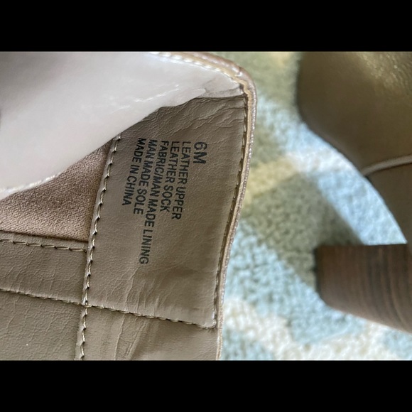 Booties - never been worn - Picture 3 of 5